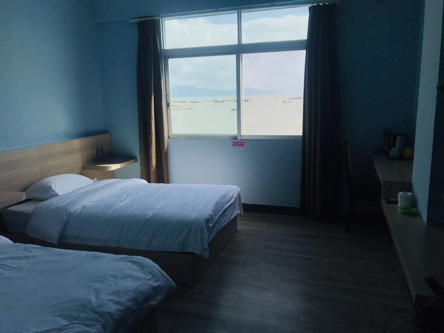 海景双人房