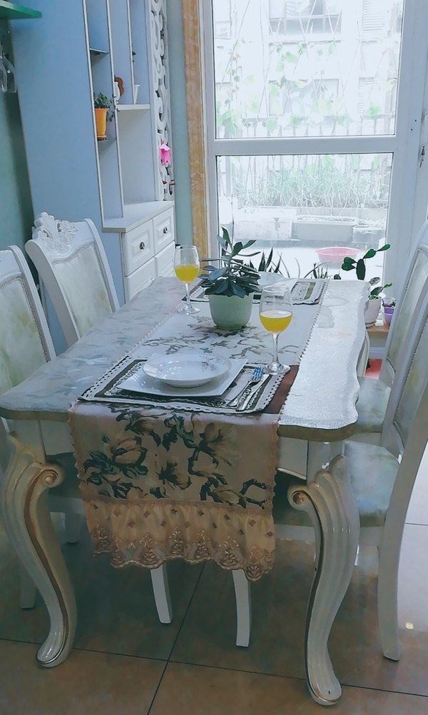 长春曼谷的雨季公寓