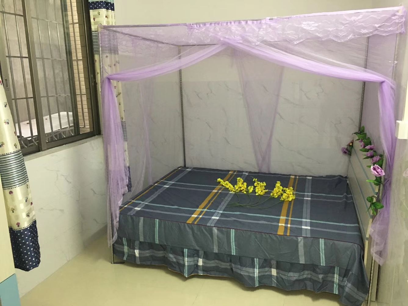 情侣一室一厅套房