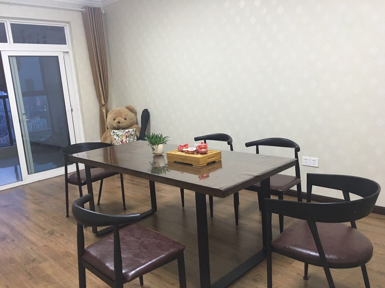 温馨一室一厅套房
