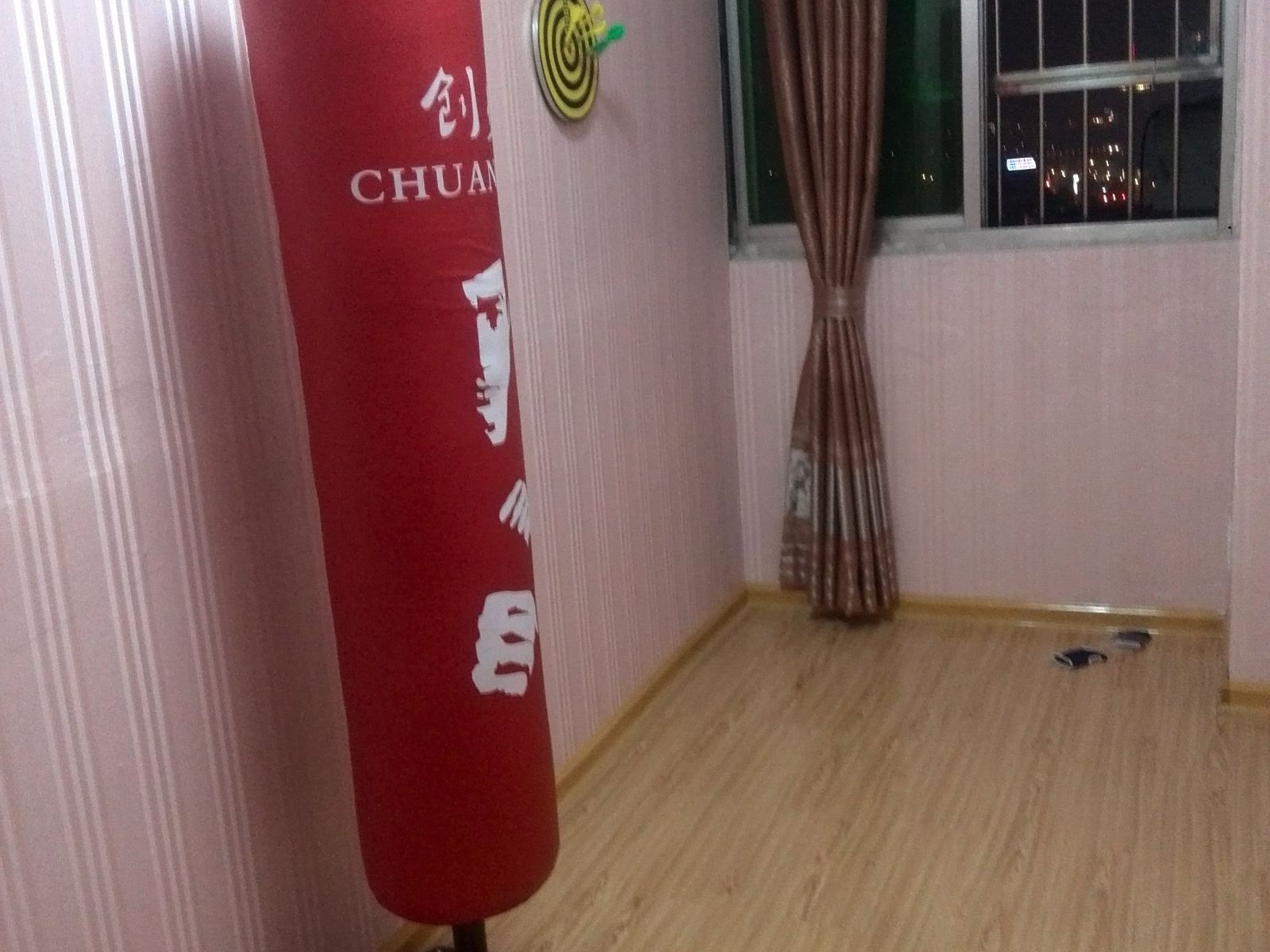 健身娱乐设施