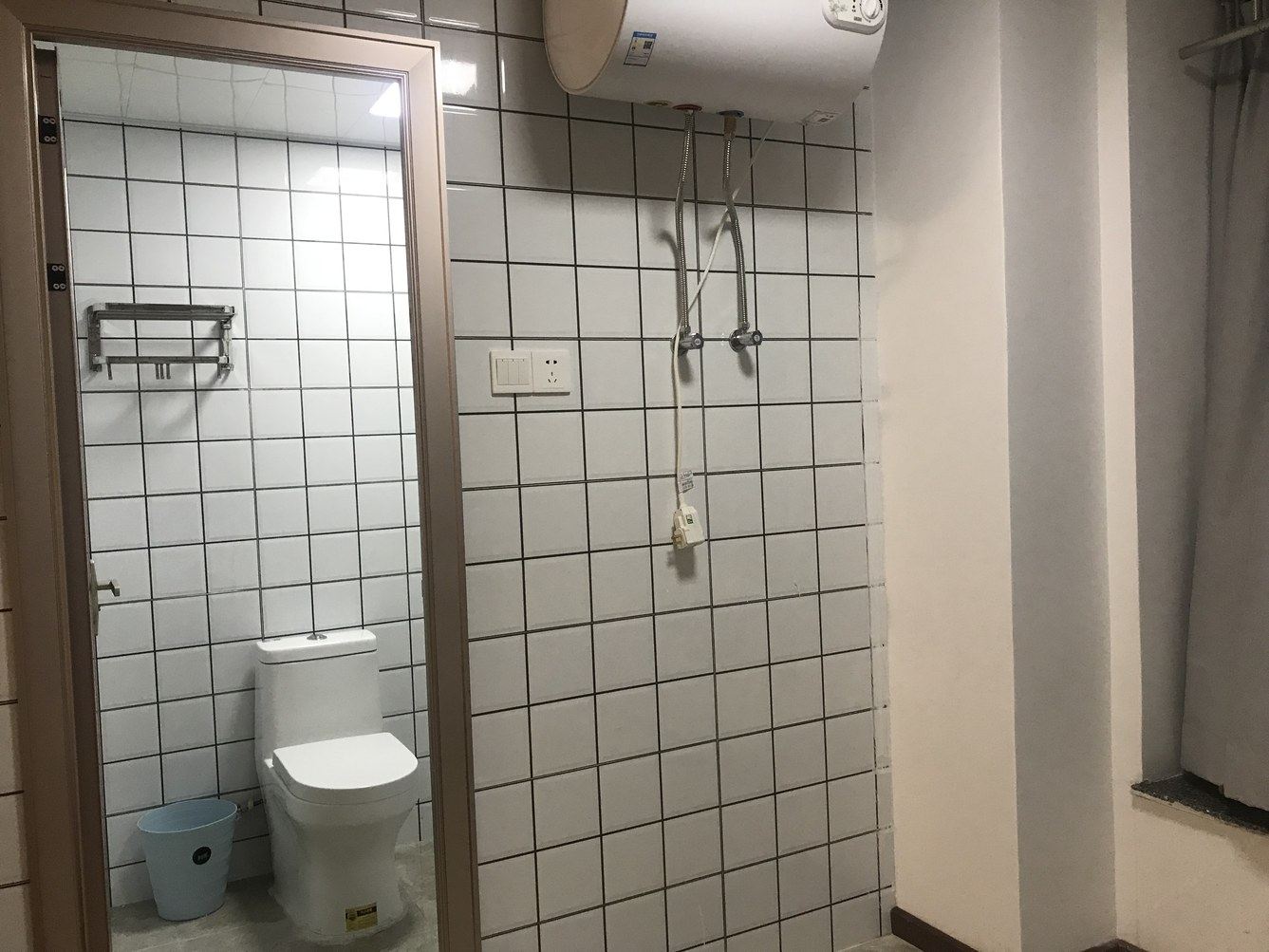 高层一室大床房