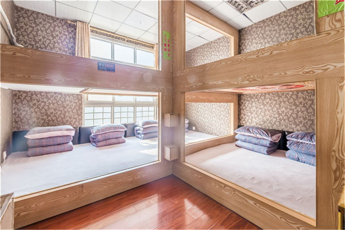 阳光三室一厅套