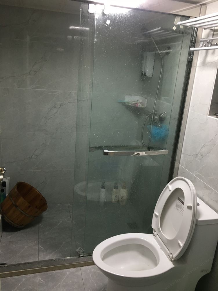 loft一室榻榻米房