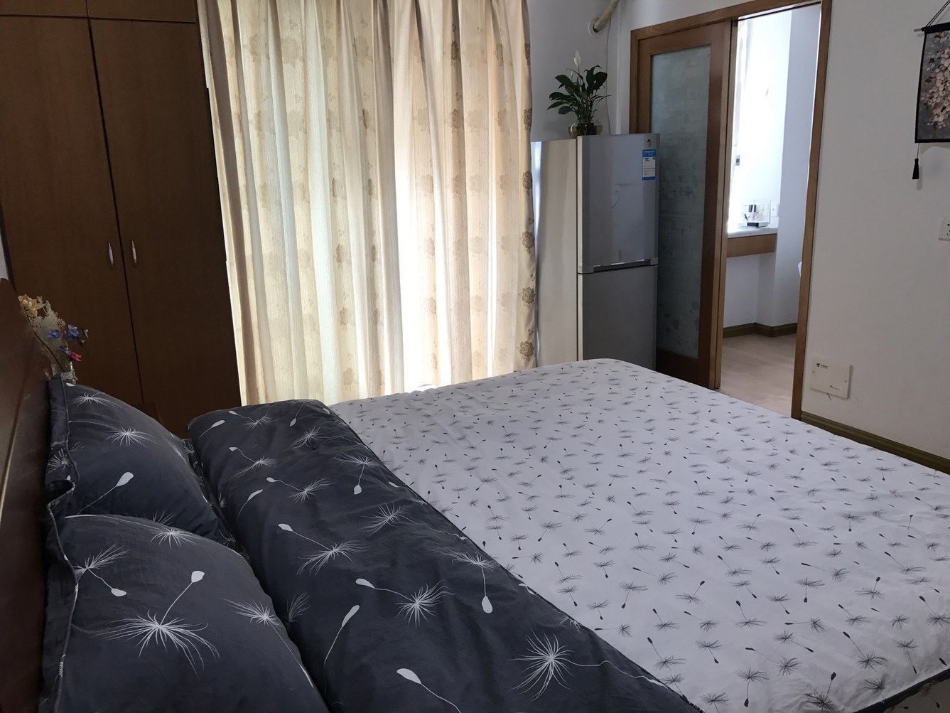 舒适阳光大床房