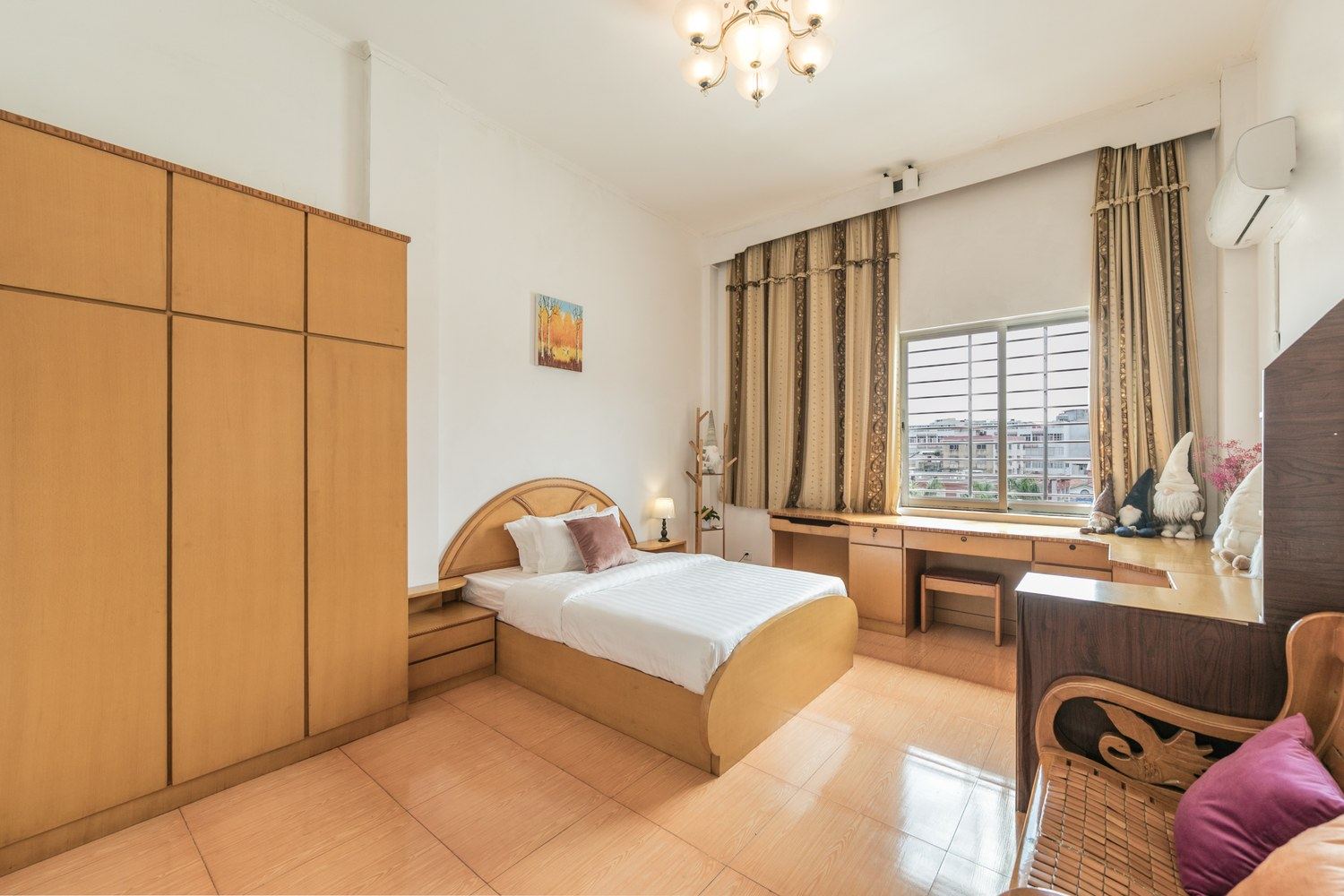 复式四室二厅套房