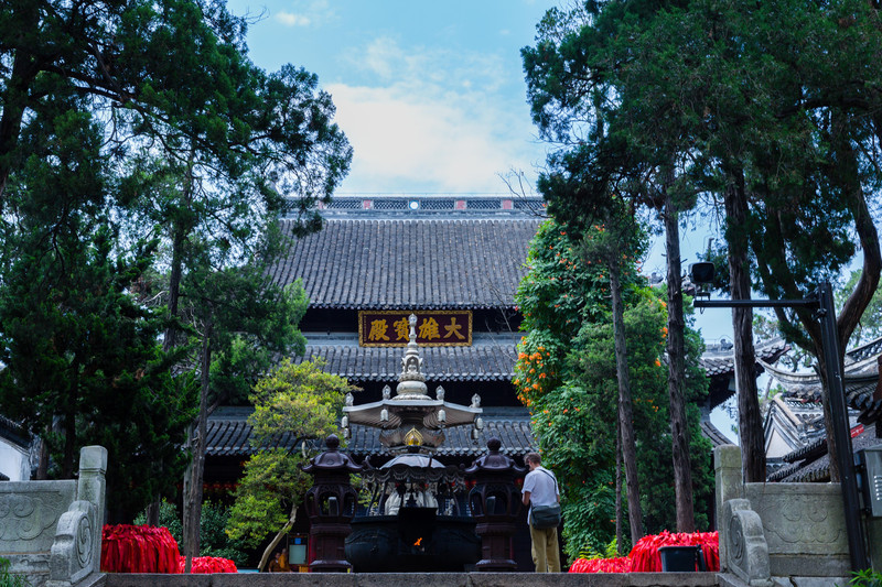 大明寺景区还是比较大的,主要分为:古刹景区,栖灵塔景区,鉴真纪念堂