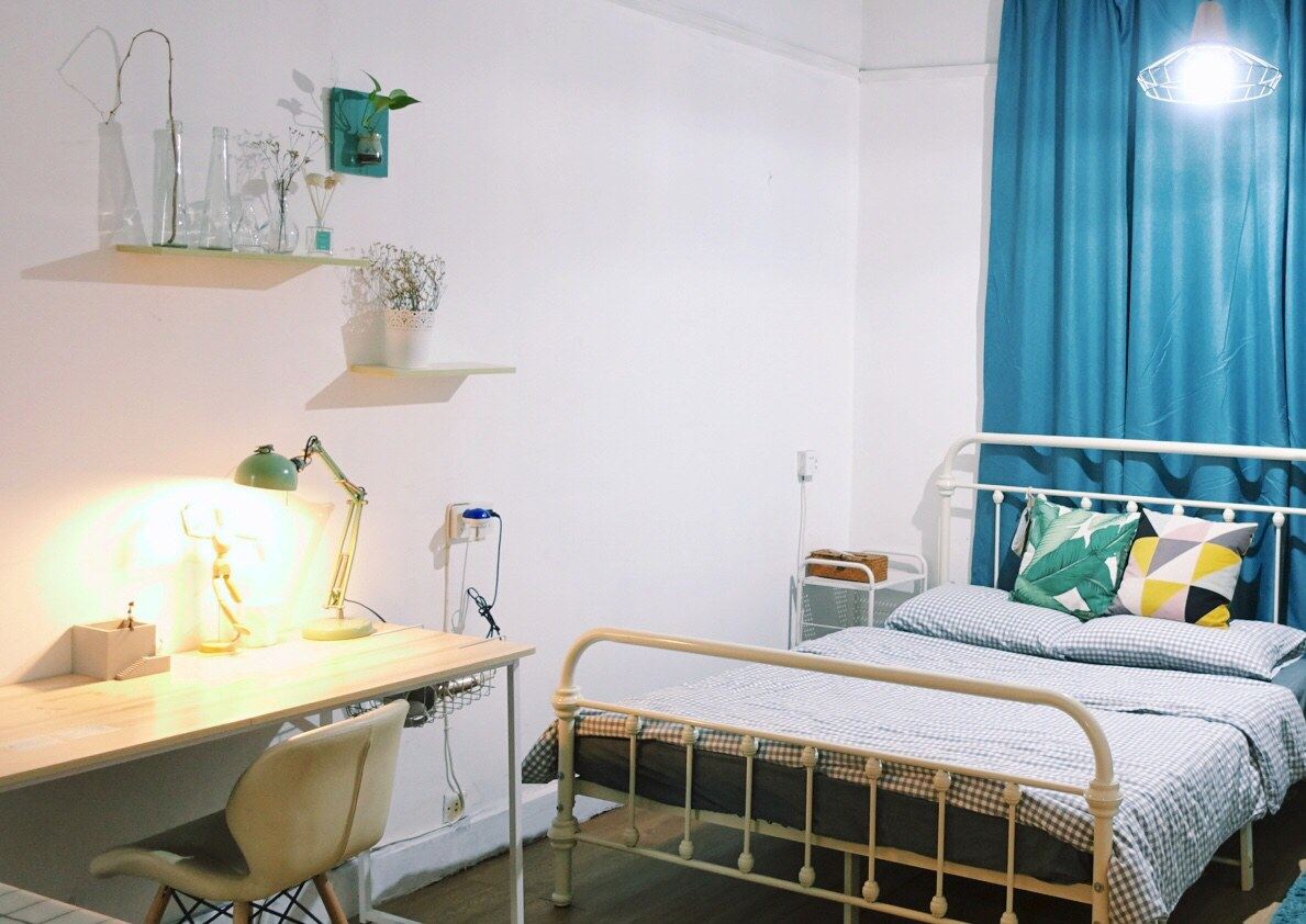 阳台二室二床房