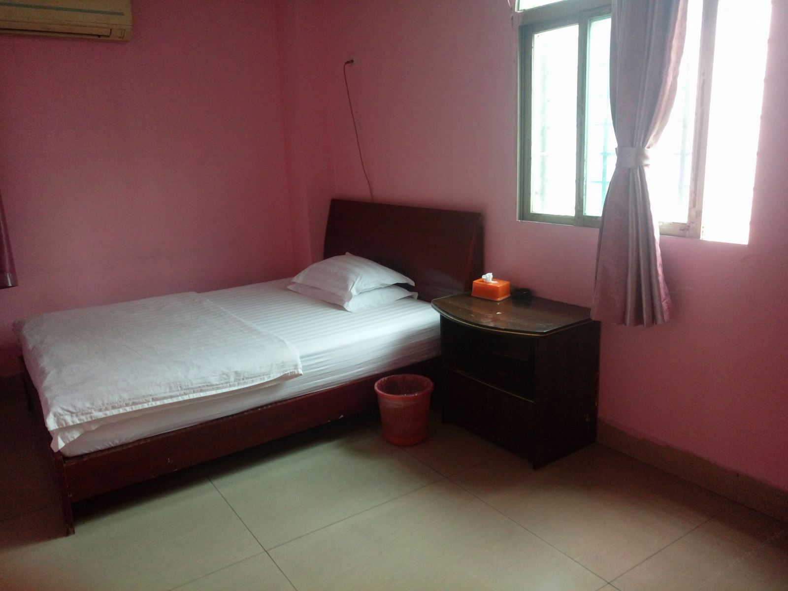 单人间（公共卫生间）