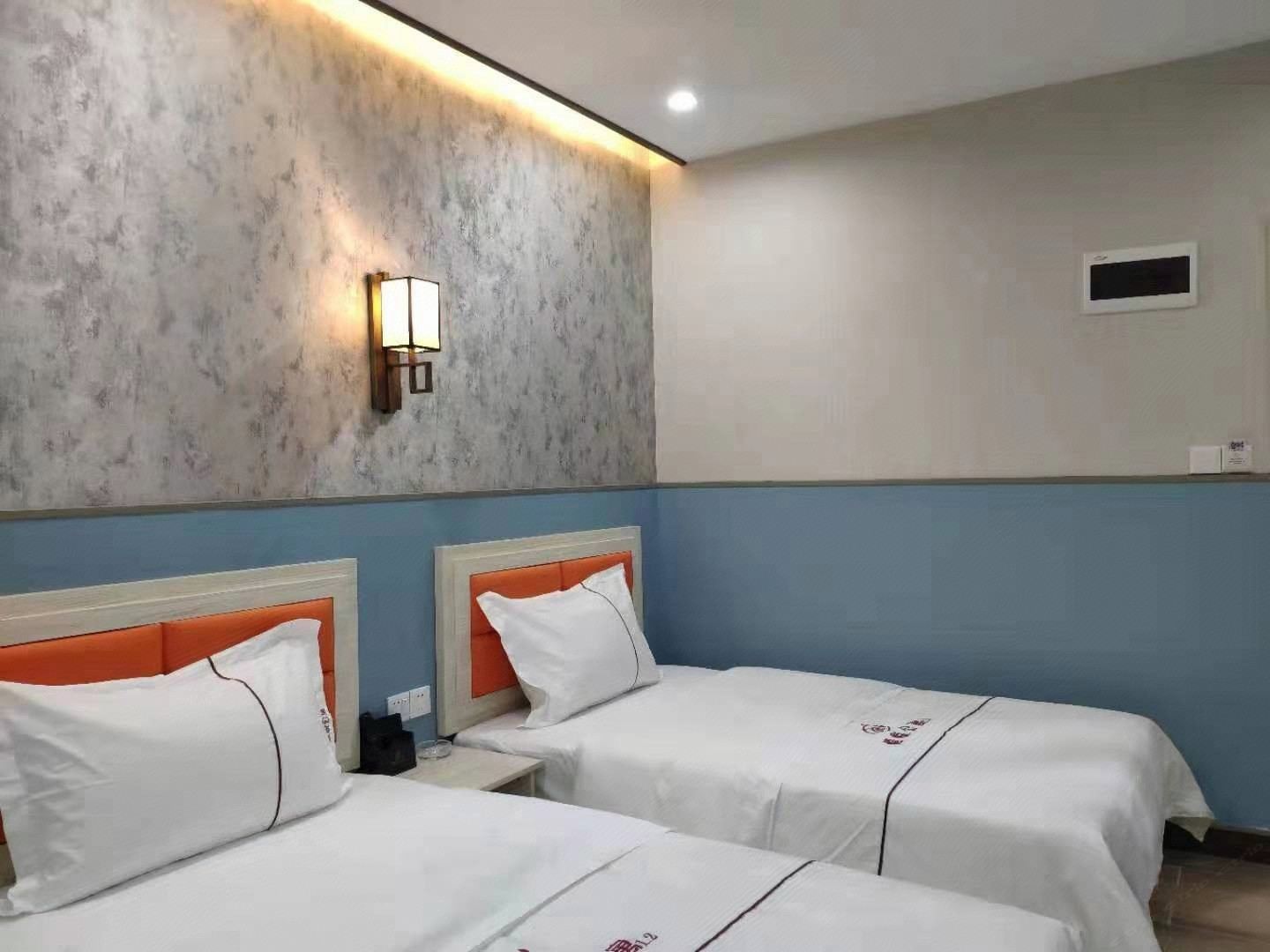 标准双床房