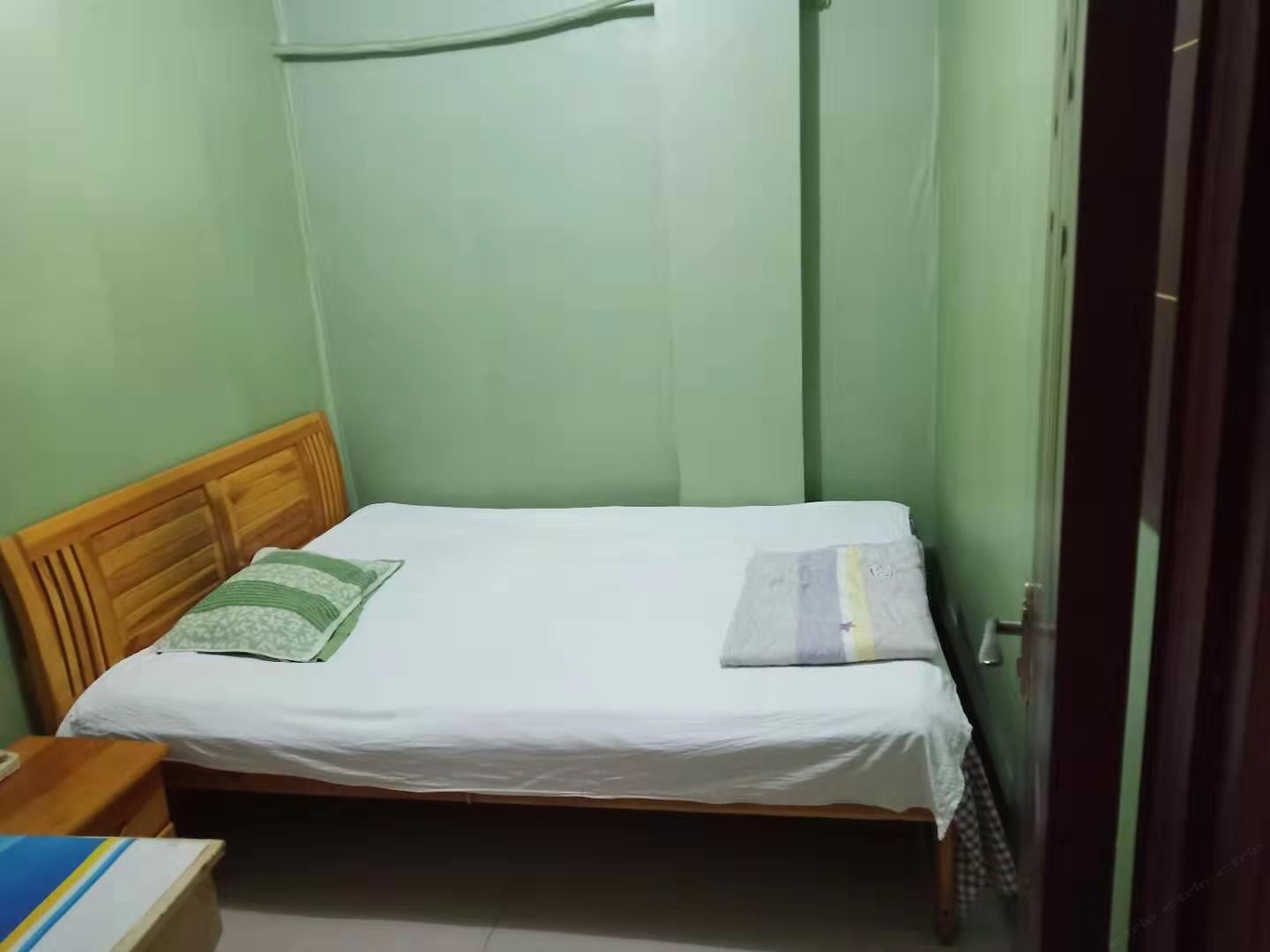 标准大床房