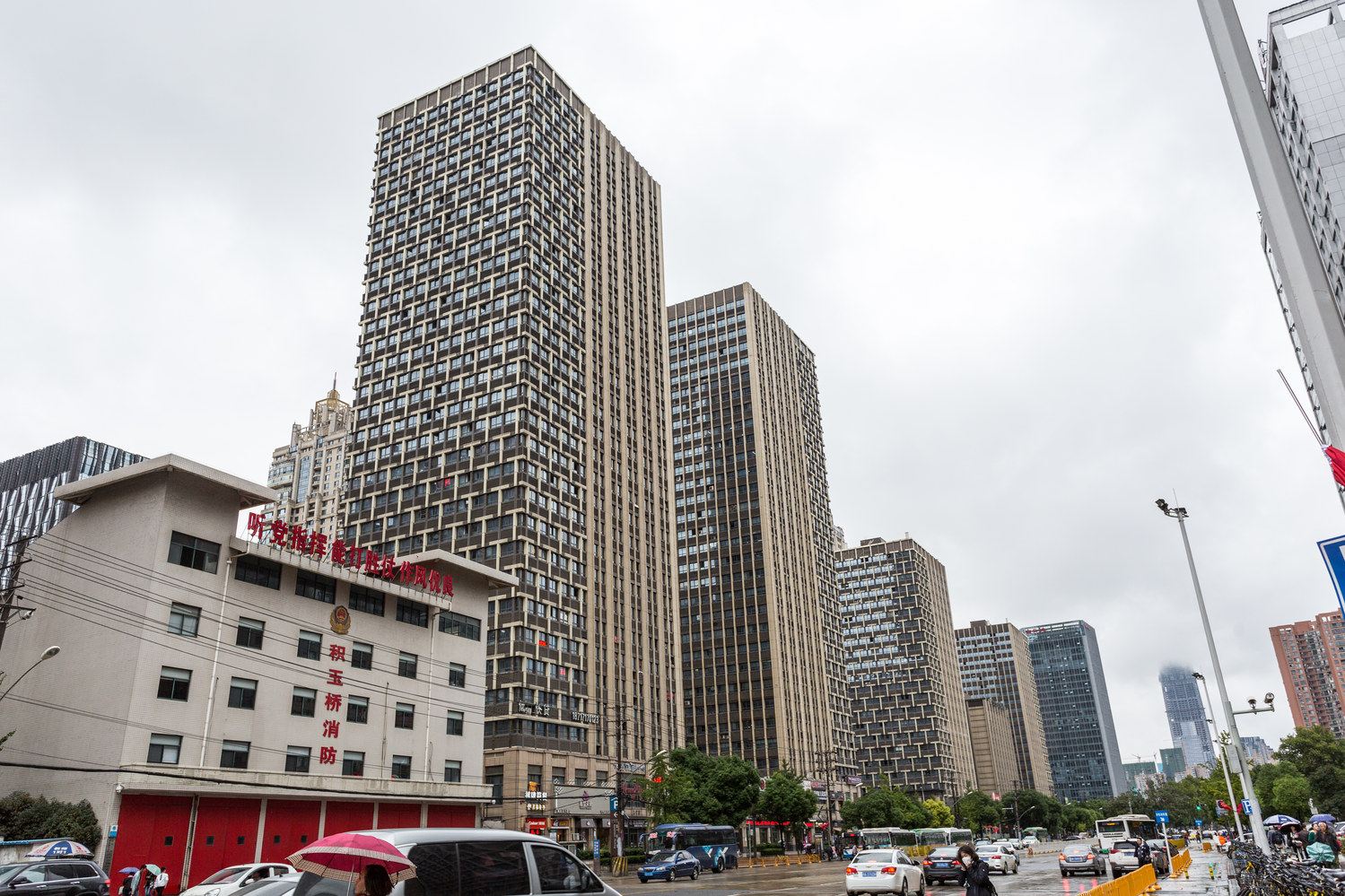 武汉紧临江汉路武昌江畔美式乡村大床房酒店式公寓
