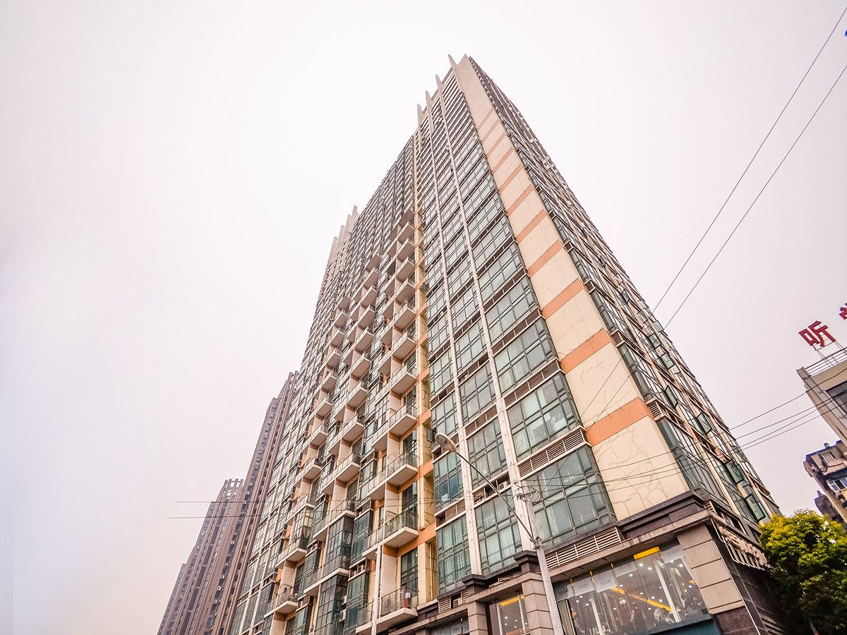 武汉13377897007公寓(解放大道解放公园分店)