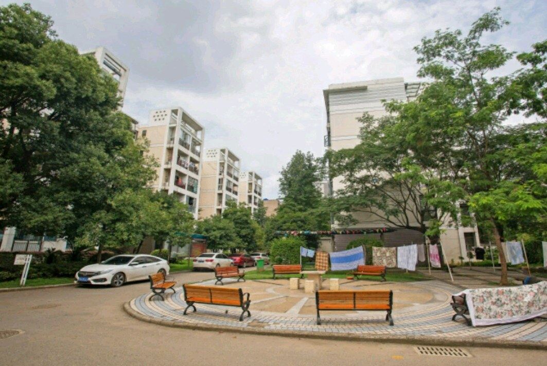 有家连锁公寓(武汉软件园路店)