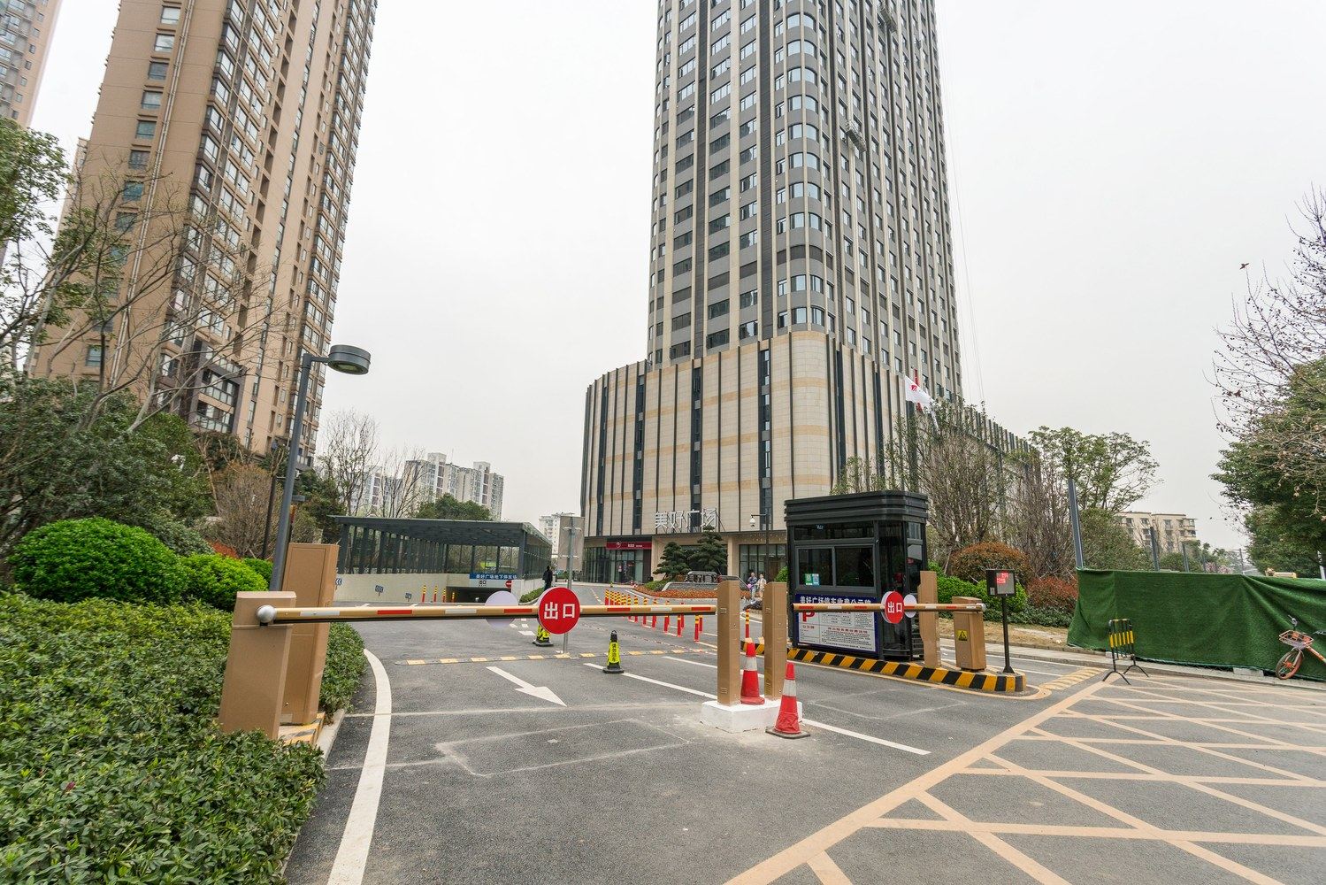 武汉叶子湖景公寓