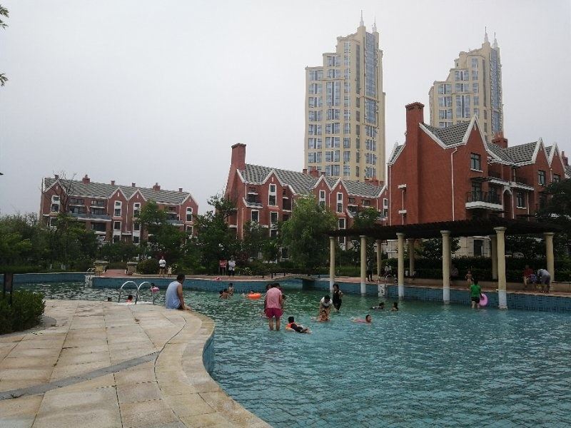 威海听松涛奔大海威海南海新区英伦湾一室能做饭公寓(3号店)