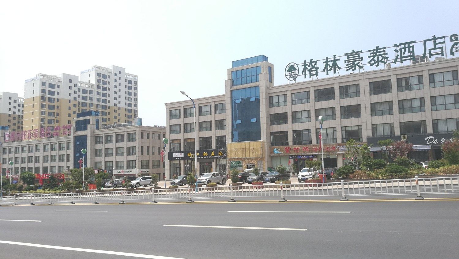 威海老李家公寓(大连路分店)