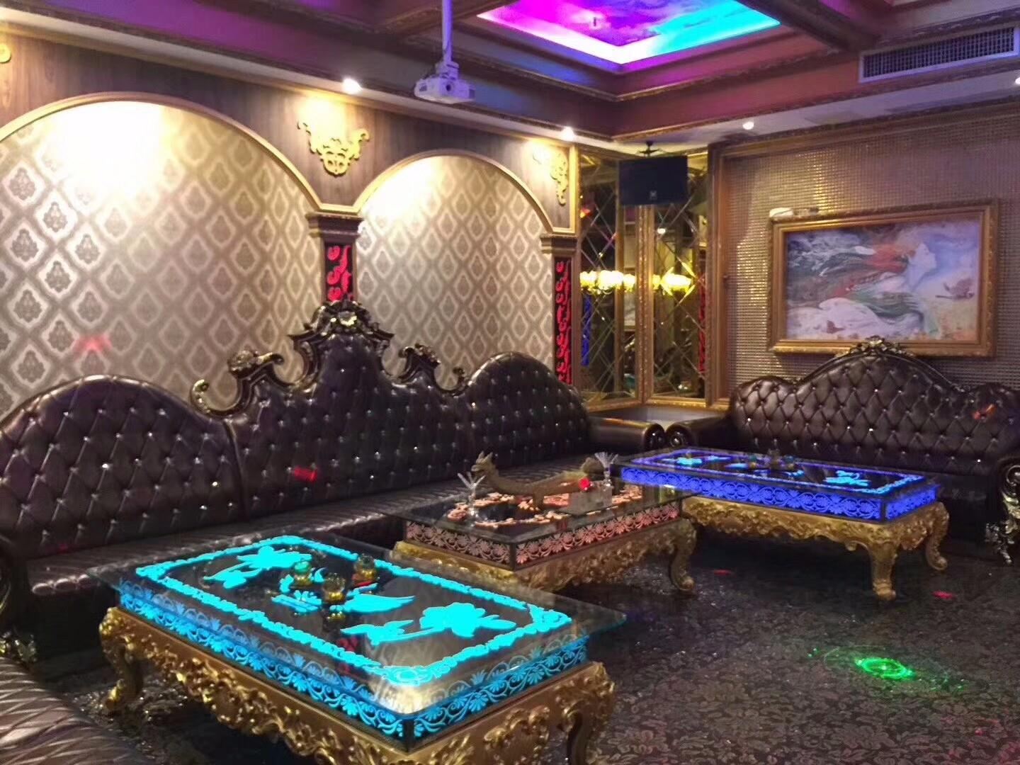 健身娱乐设施