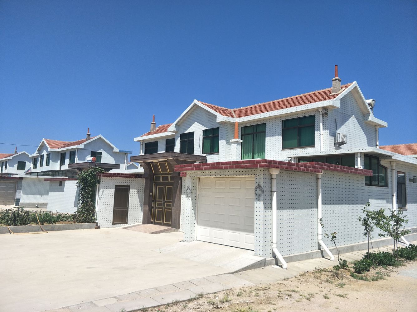 威海嗬嗬小栈精品别墅区(成大路分店)