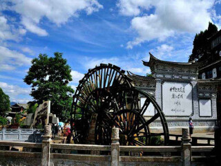 云南-香格里拉旅游路線_報(bào)團(tuán)去云南-香格里拉多少錢_特價(jià)云南-香格里拉游