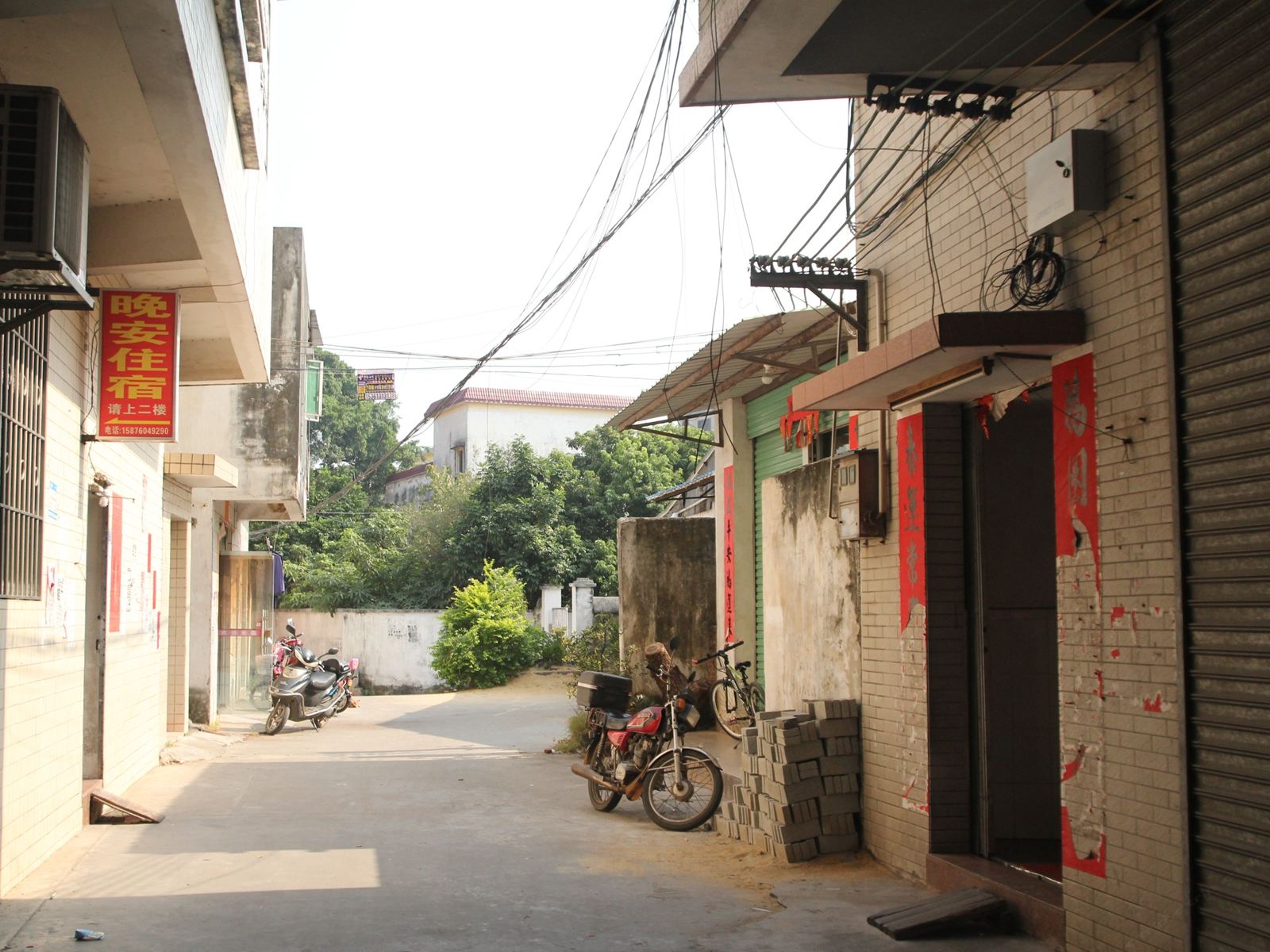 晚安住宿(中山深湾店)