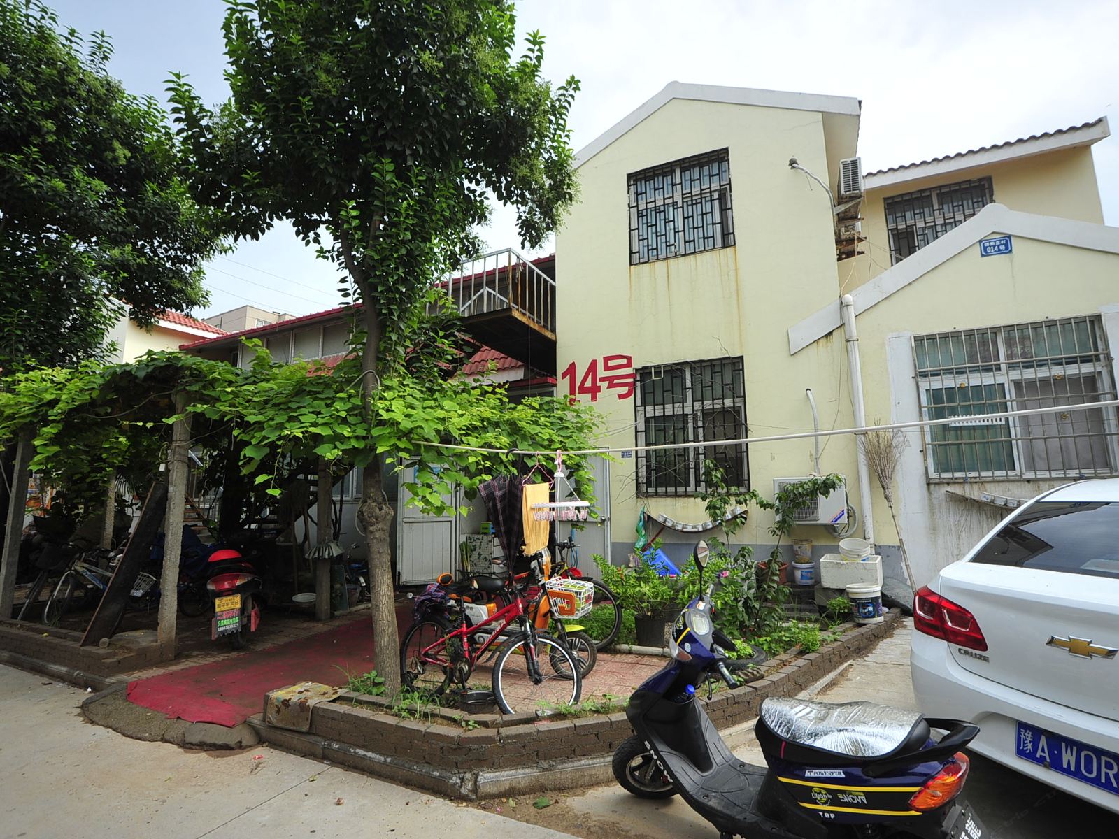 鸿福民宿(郑州师新庄店)