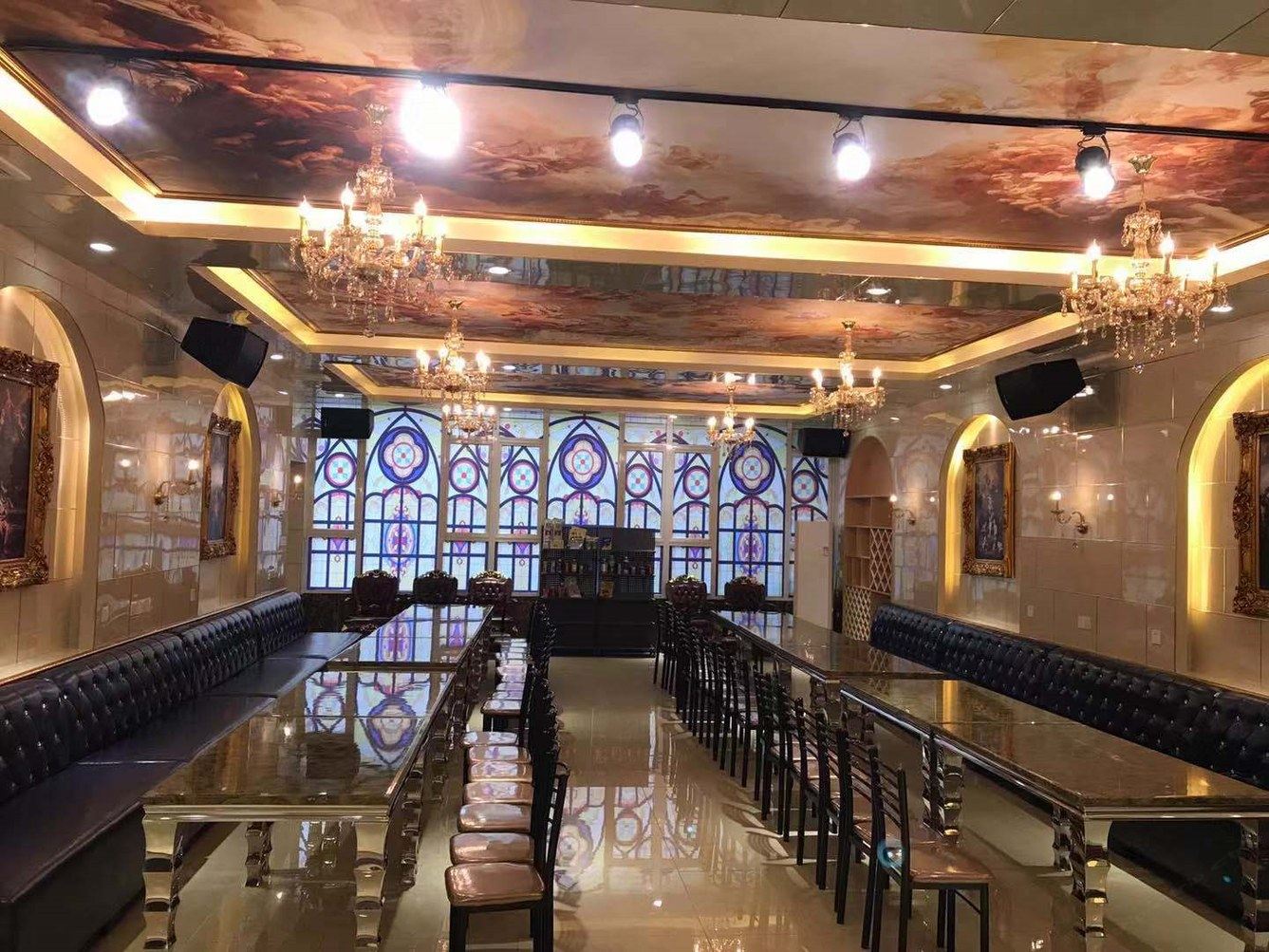郑州伯爵专业聚会连锁度假别墅(6号店)