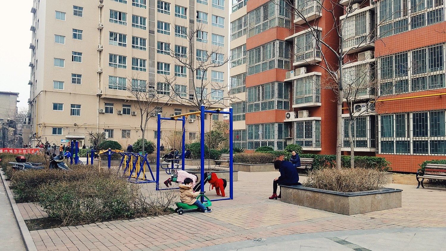郑州一个侯桃桃公寓