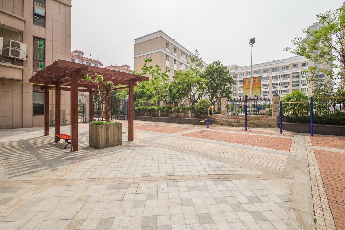 郑州路客BF6550精品民宿