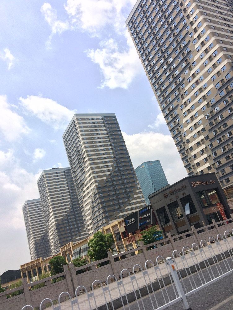 嘉兴脑子在家公寓