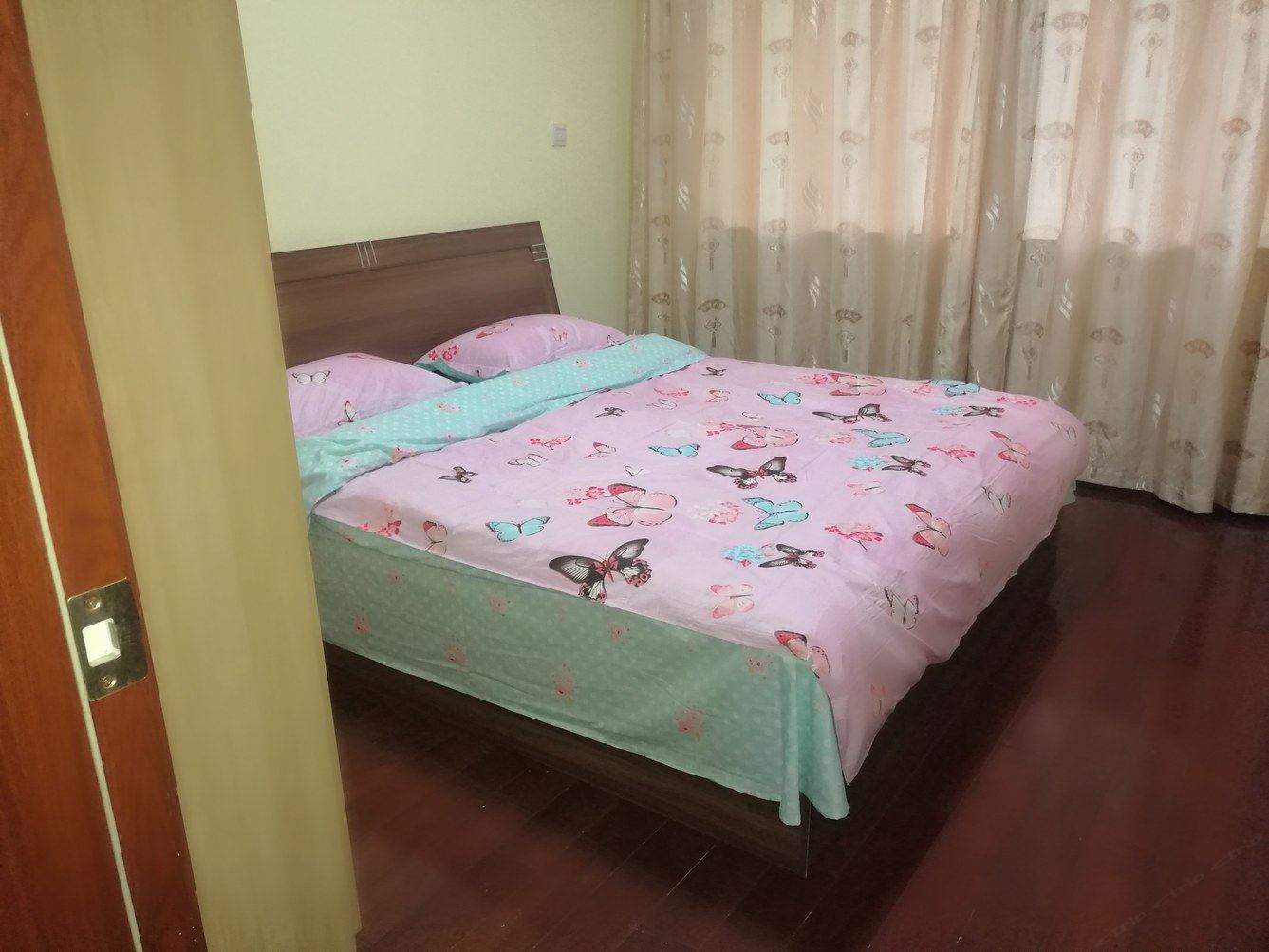 两房