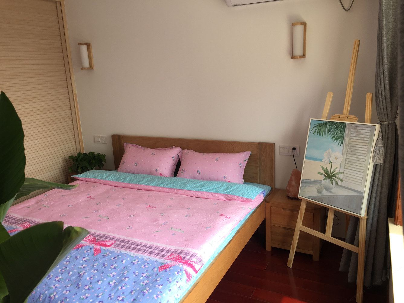 阳光大床房