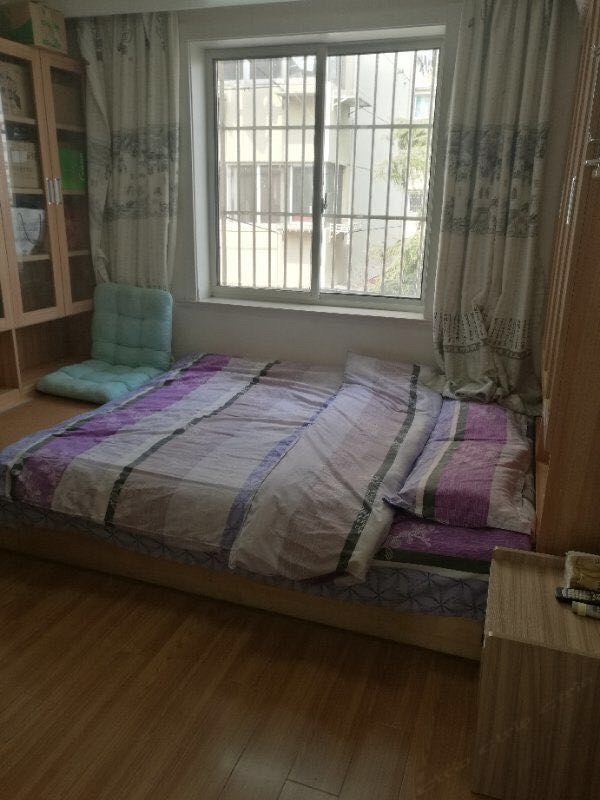 一室大床房