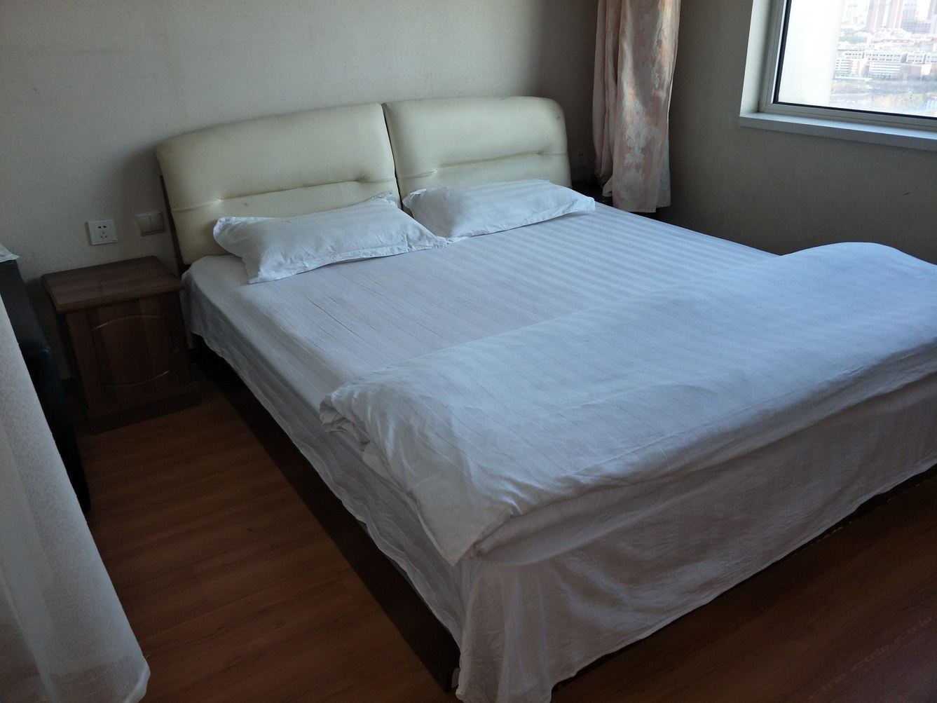一室大床房