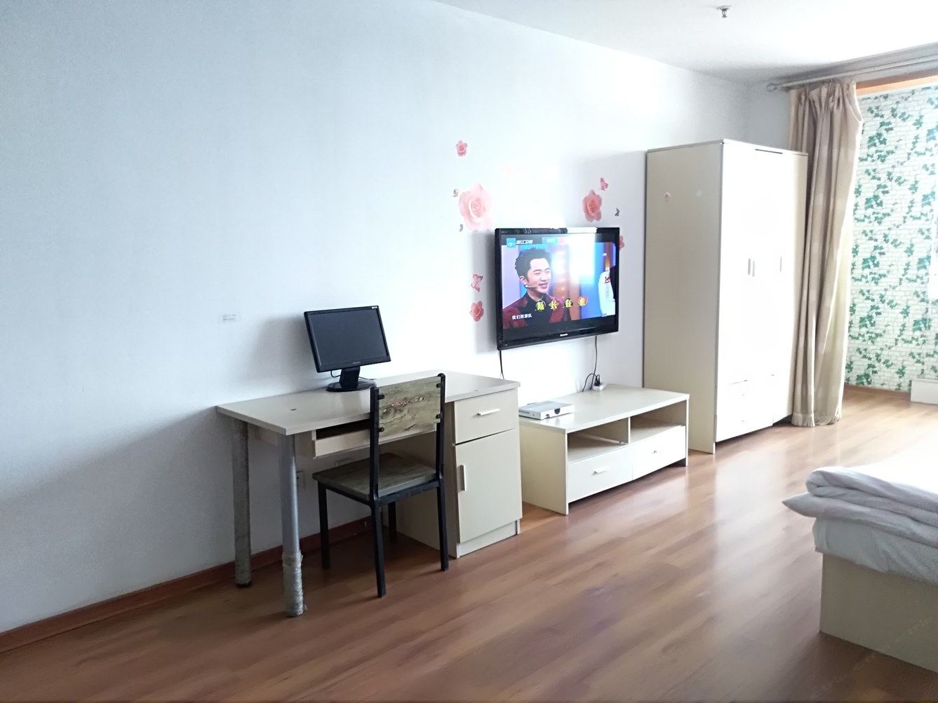 阳光一室二床房(无窗)