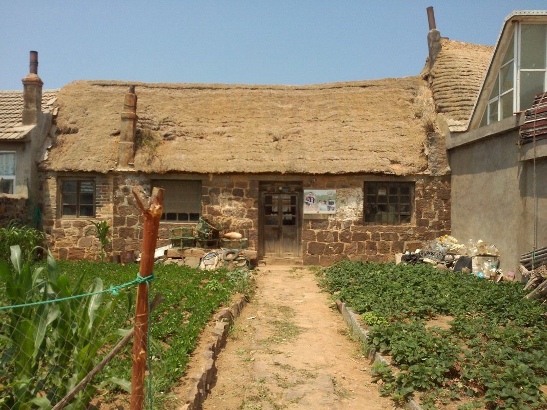 荣成王岳伦和王诗龄入住的1号草莓屋