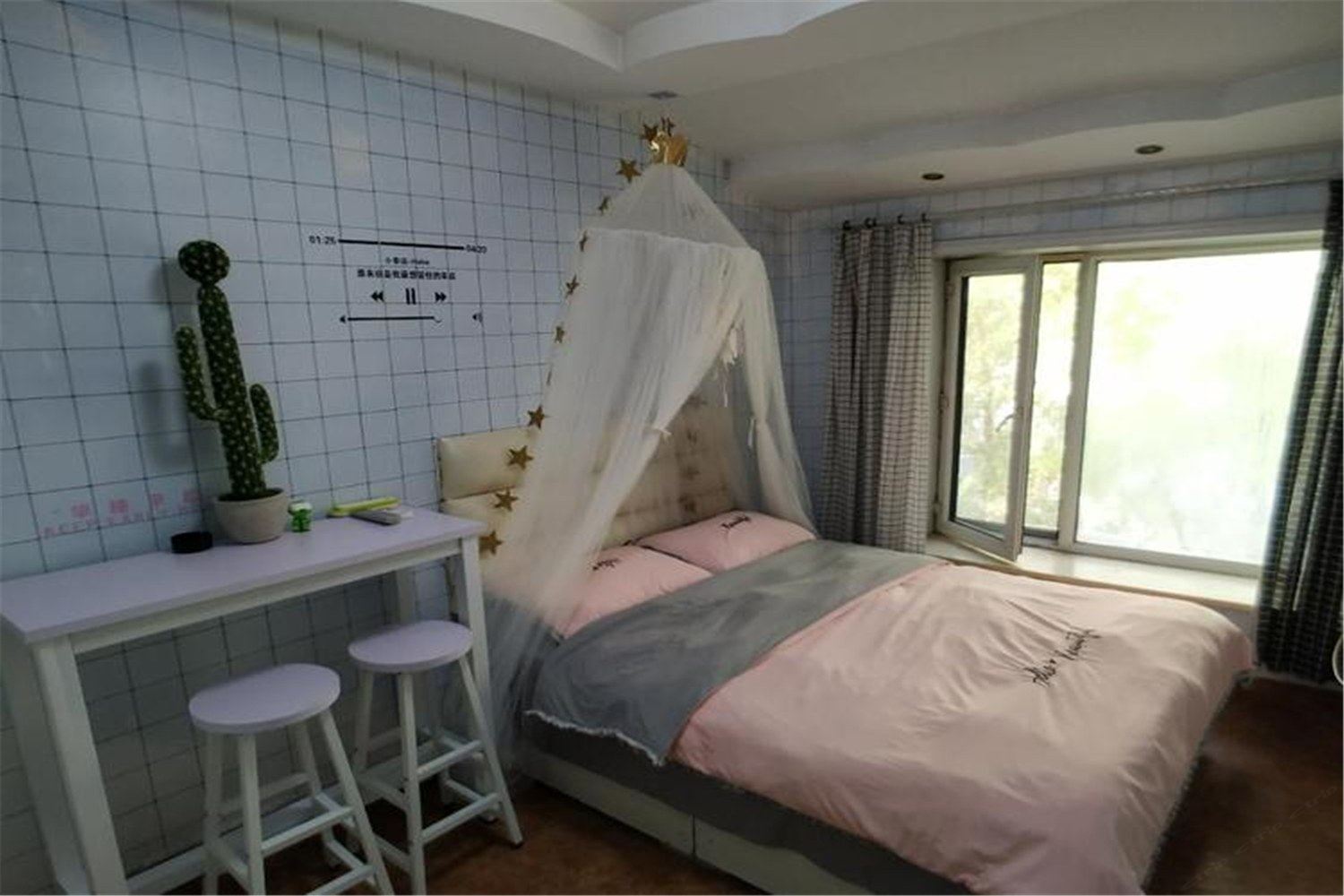 经典大床房