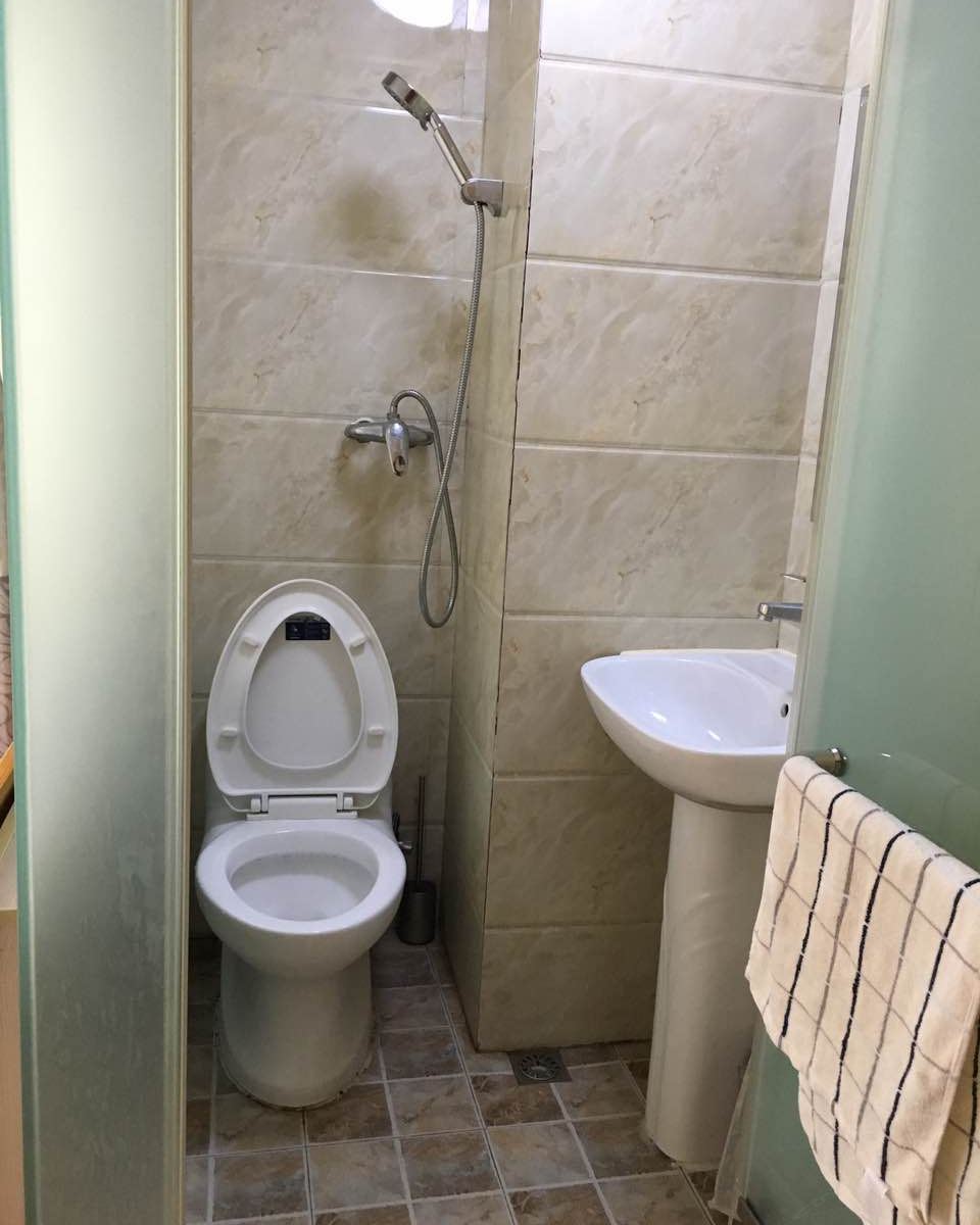 家庭间