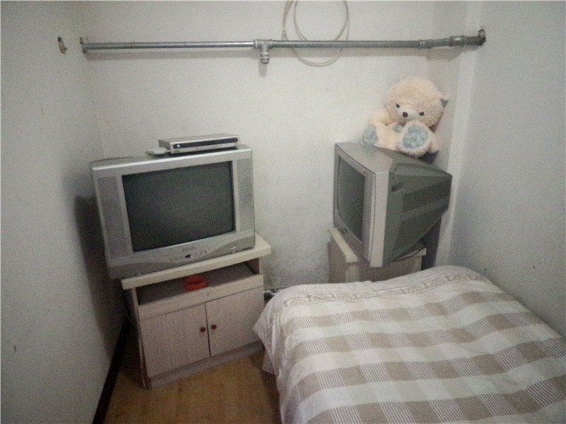 单人间(公共卫浴)