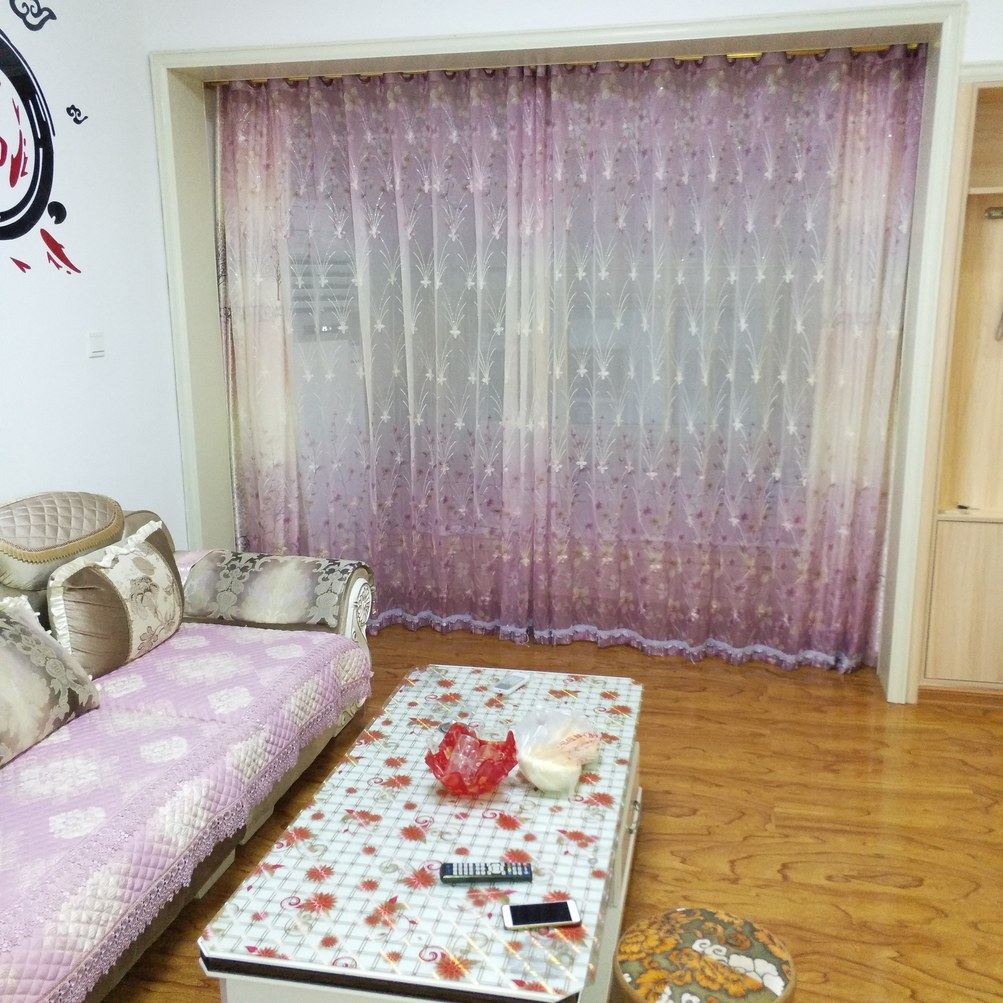 临海三室一厅