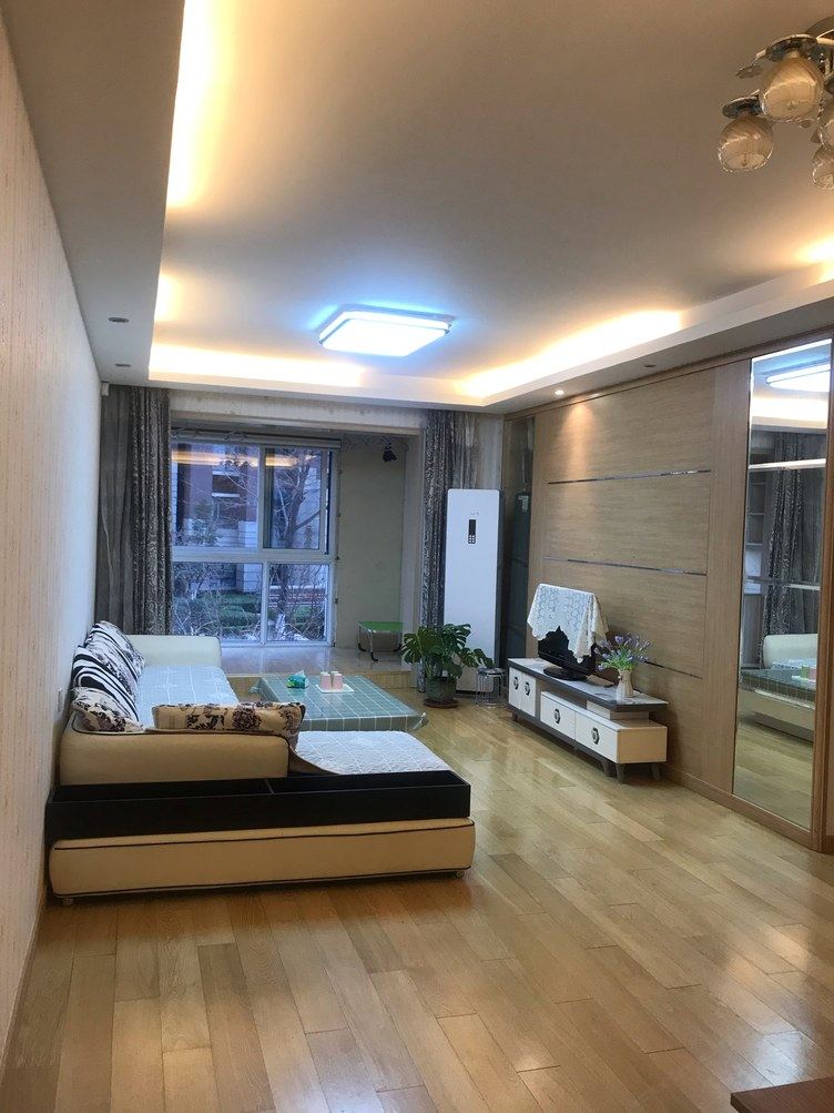 高档二室一厅套房
