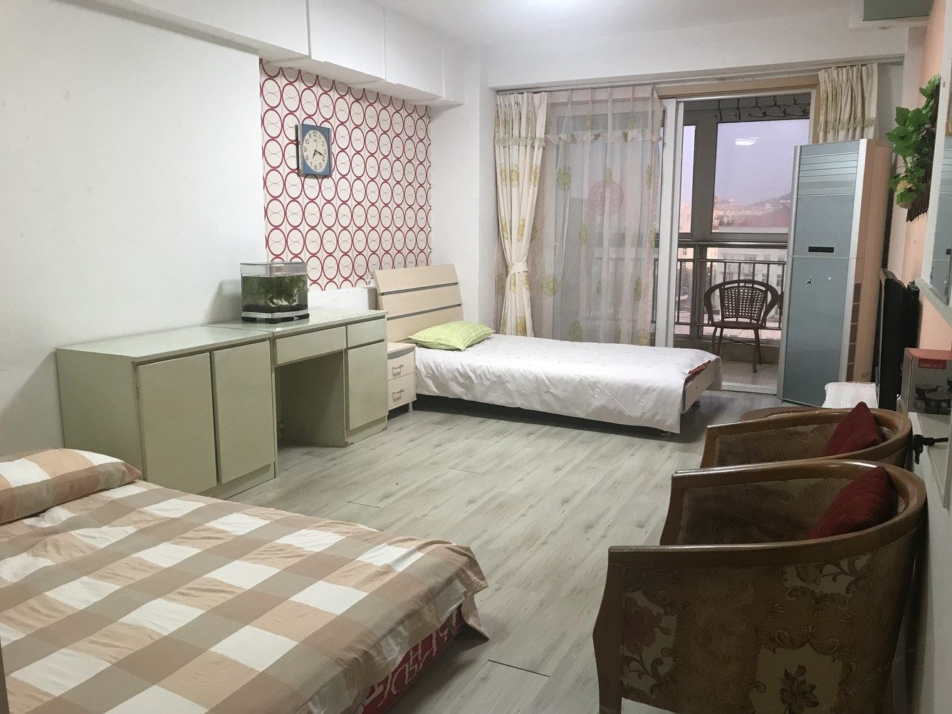 一室一厅套房