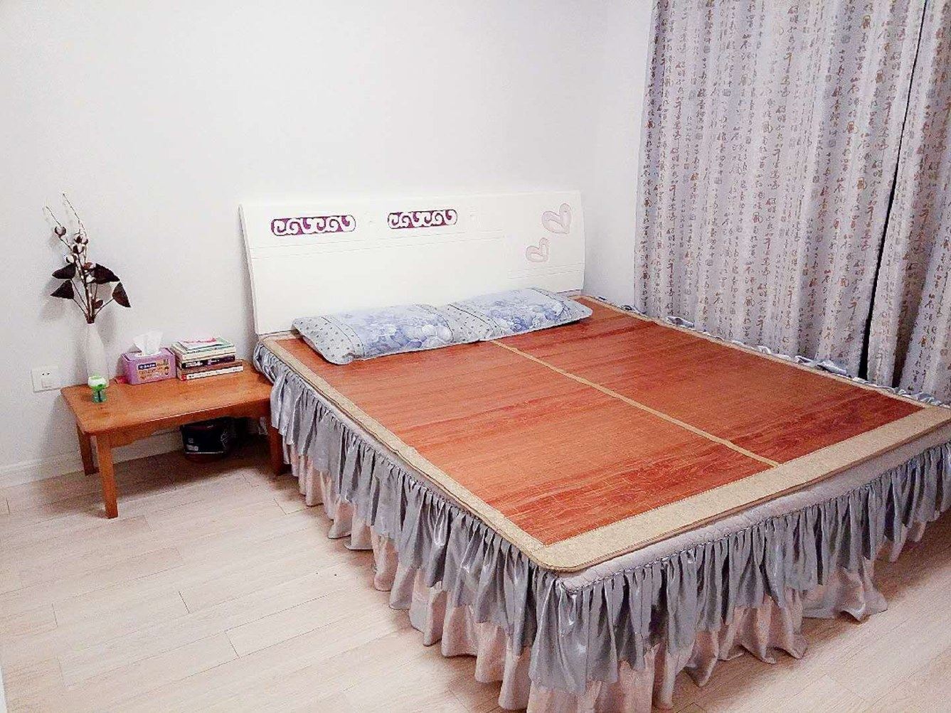 精致阳光大床房