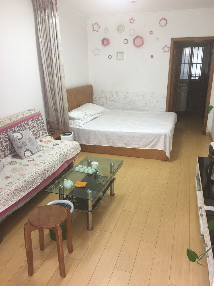一室大床房