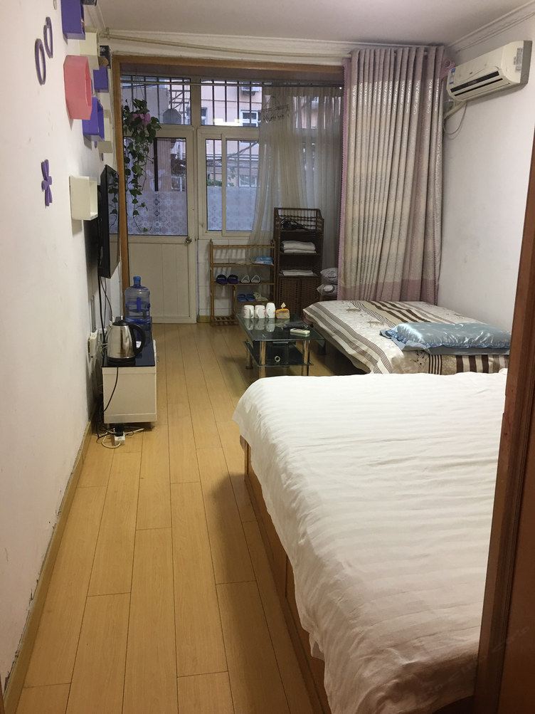 一室大床房