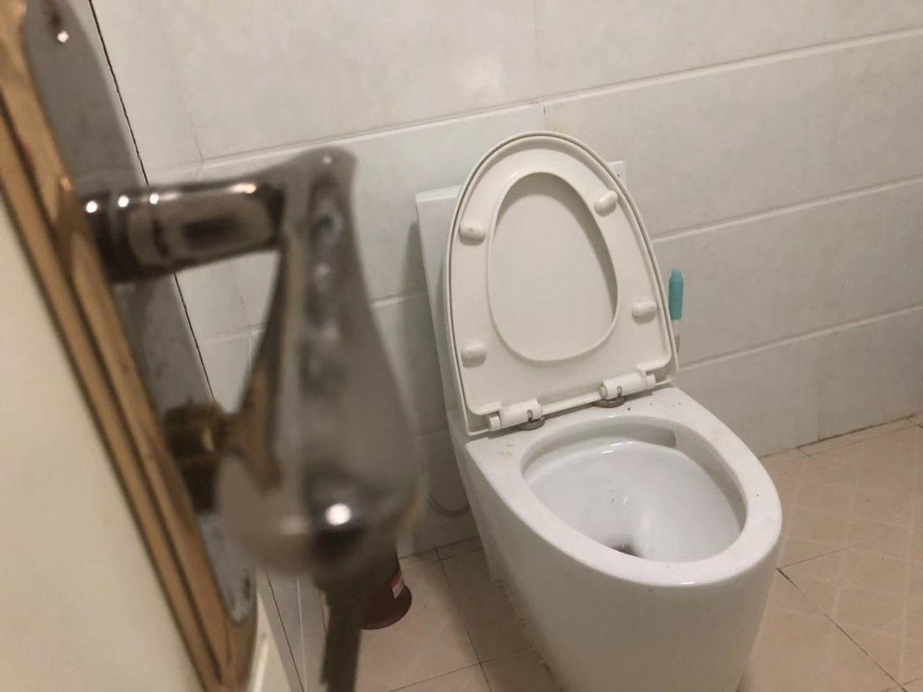 一室大床房