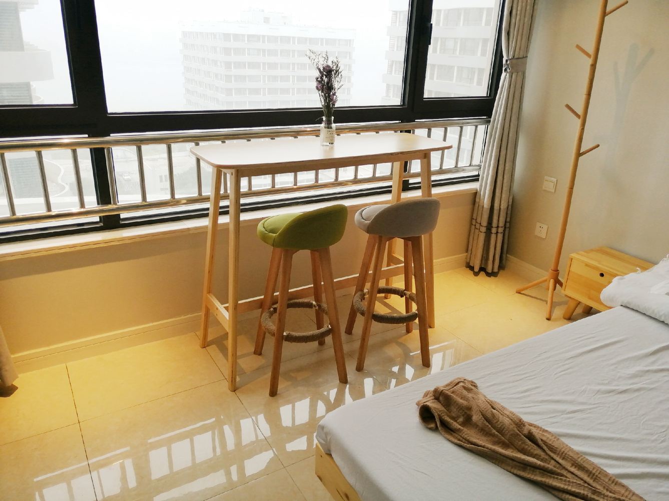 精致阳台海景大床房