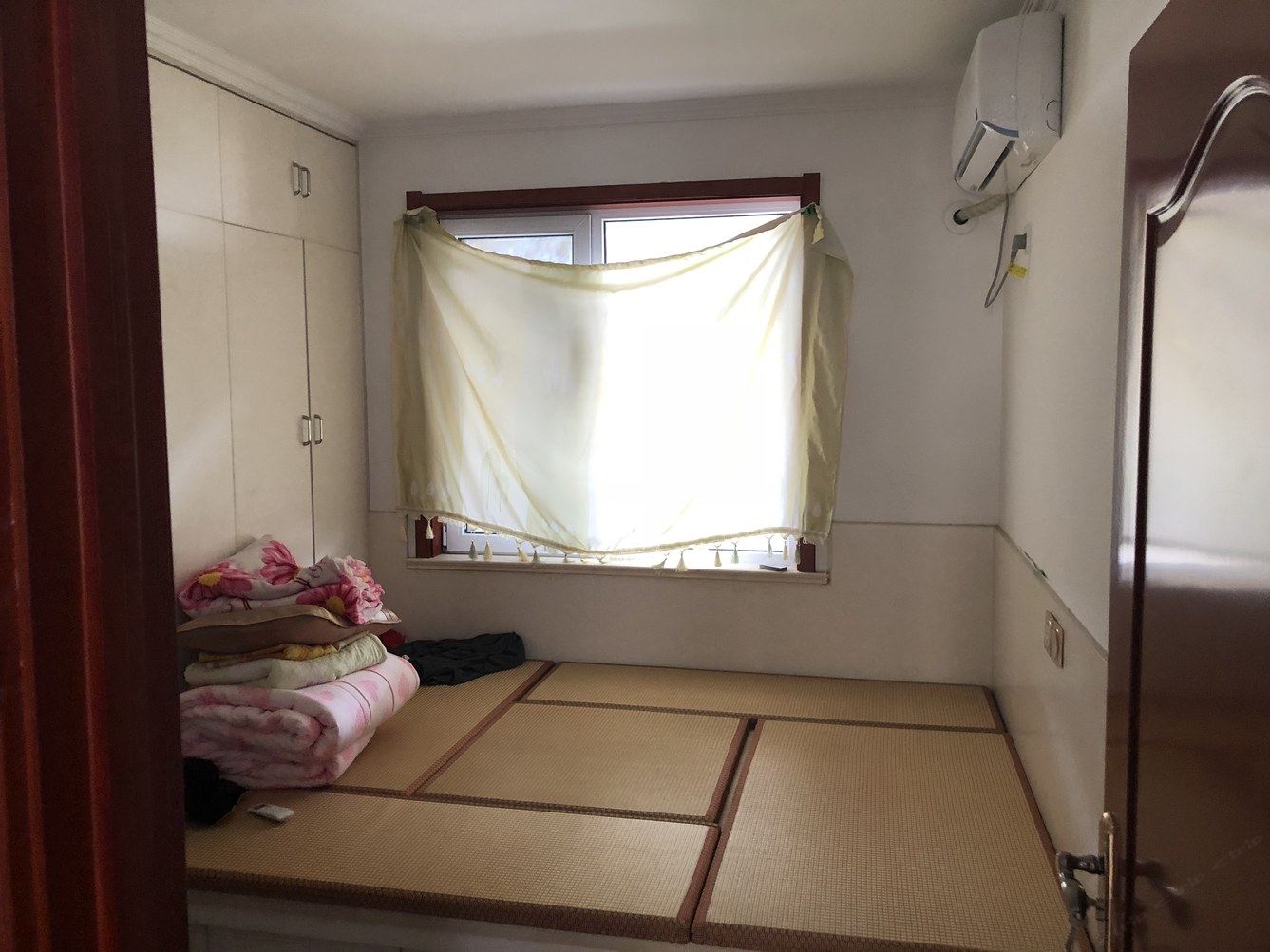 精装二室一厅套房