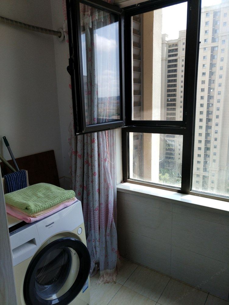 法式一室一厅套房