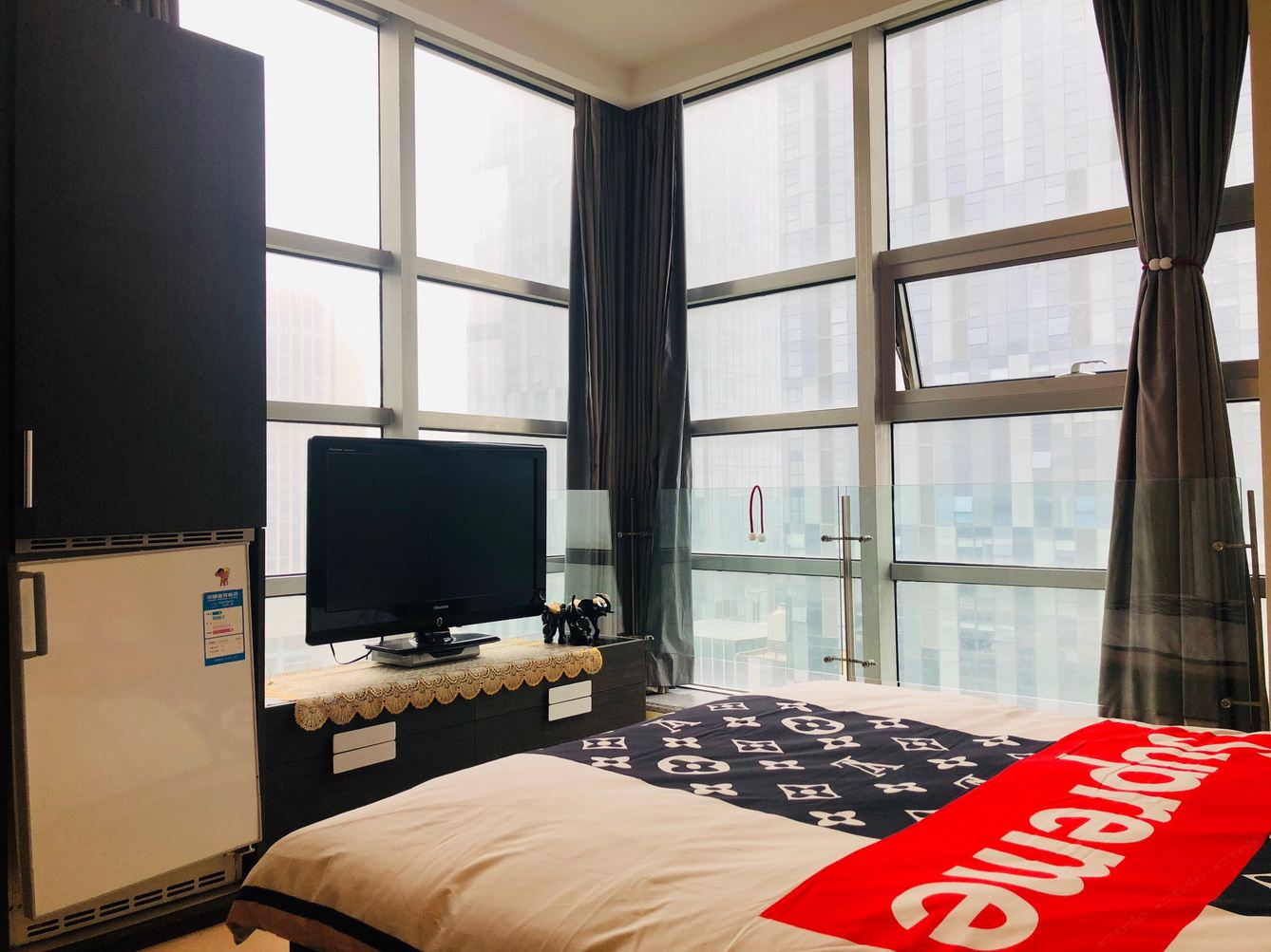 温馨看海一室大床房